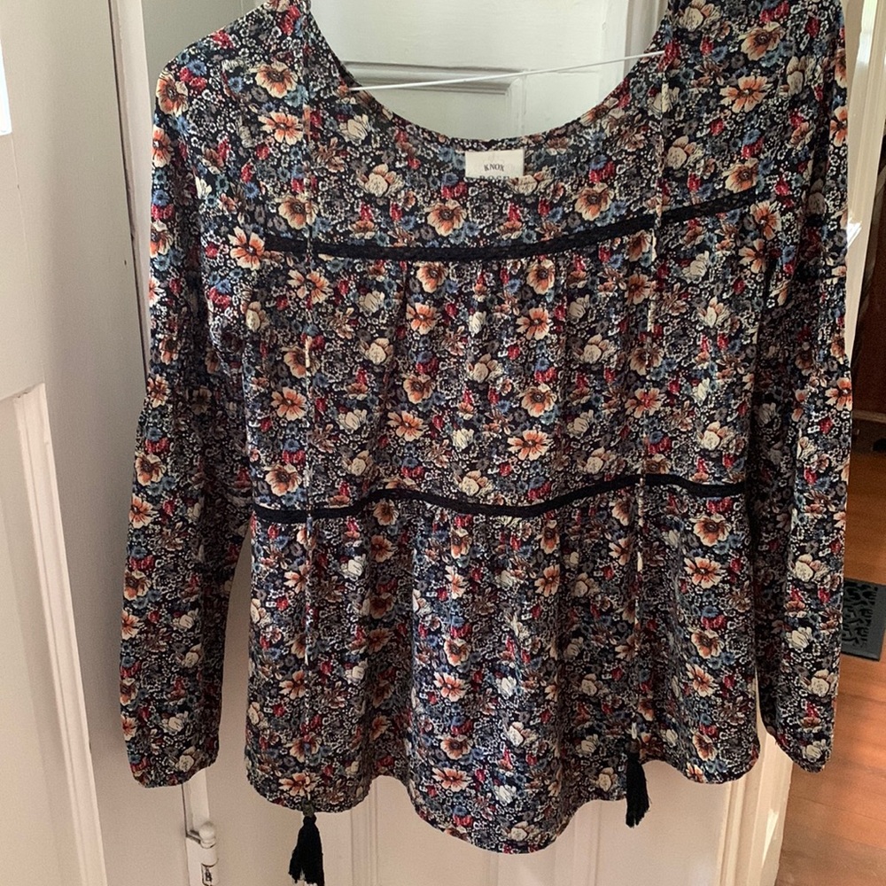 knox rose long sleeve shirt. NEVER BEEN WORN!!